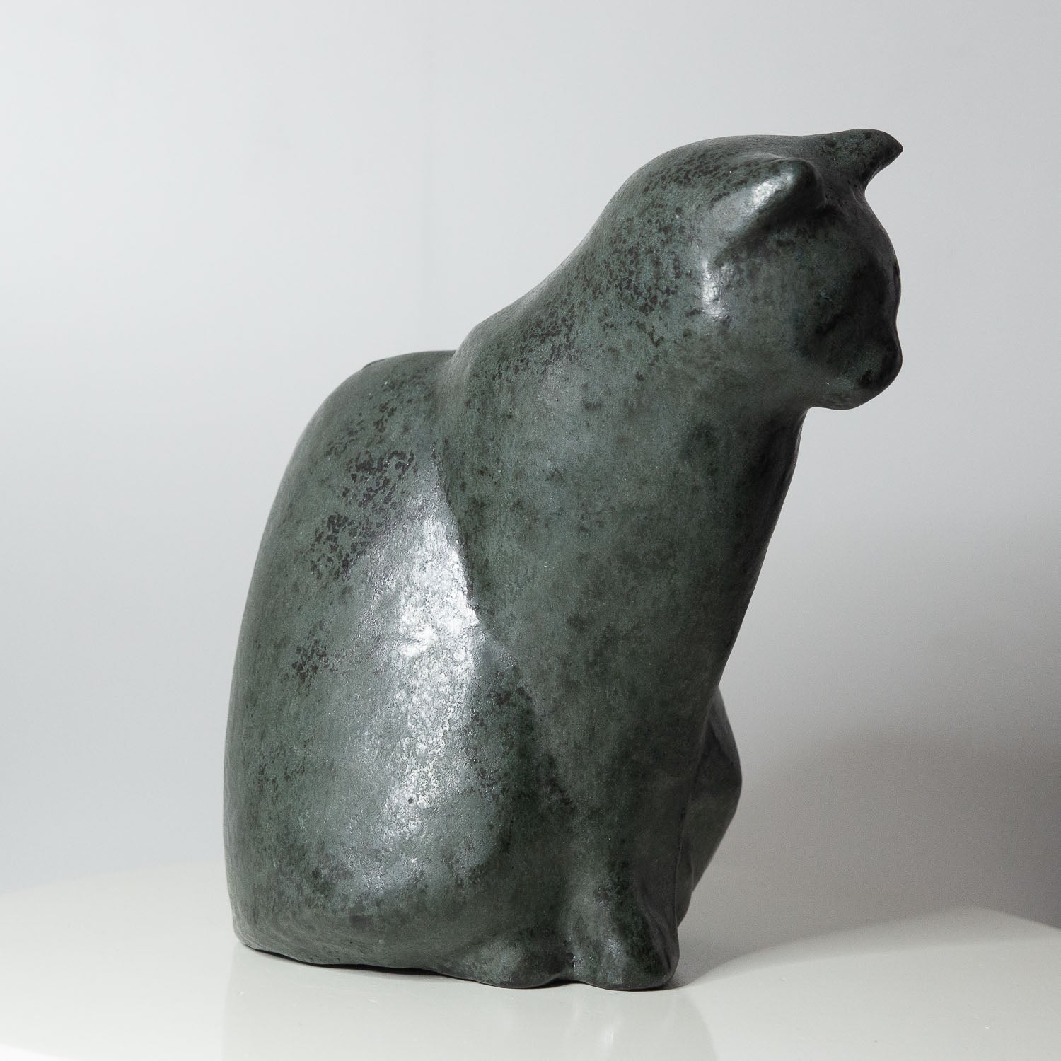 N°85 - Katze sitzend | dunkel